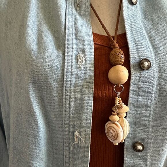 Vintage Woolrich Southwestern Double Sided Tribal Embroidered Bleach Denim Top - Picture 6 of 14